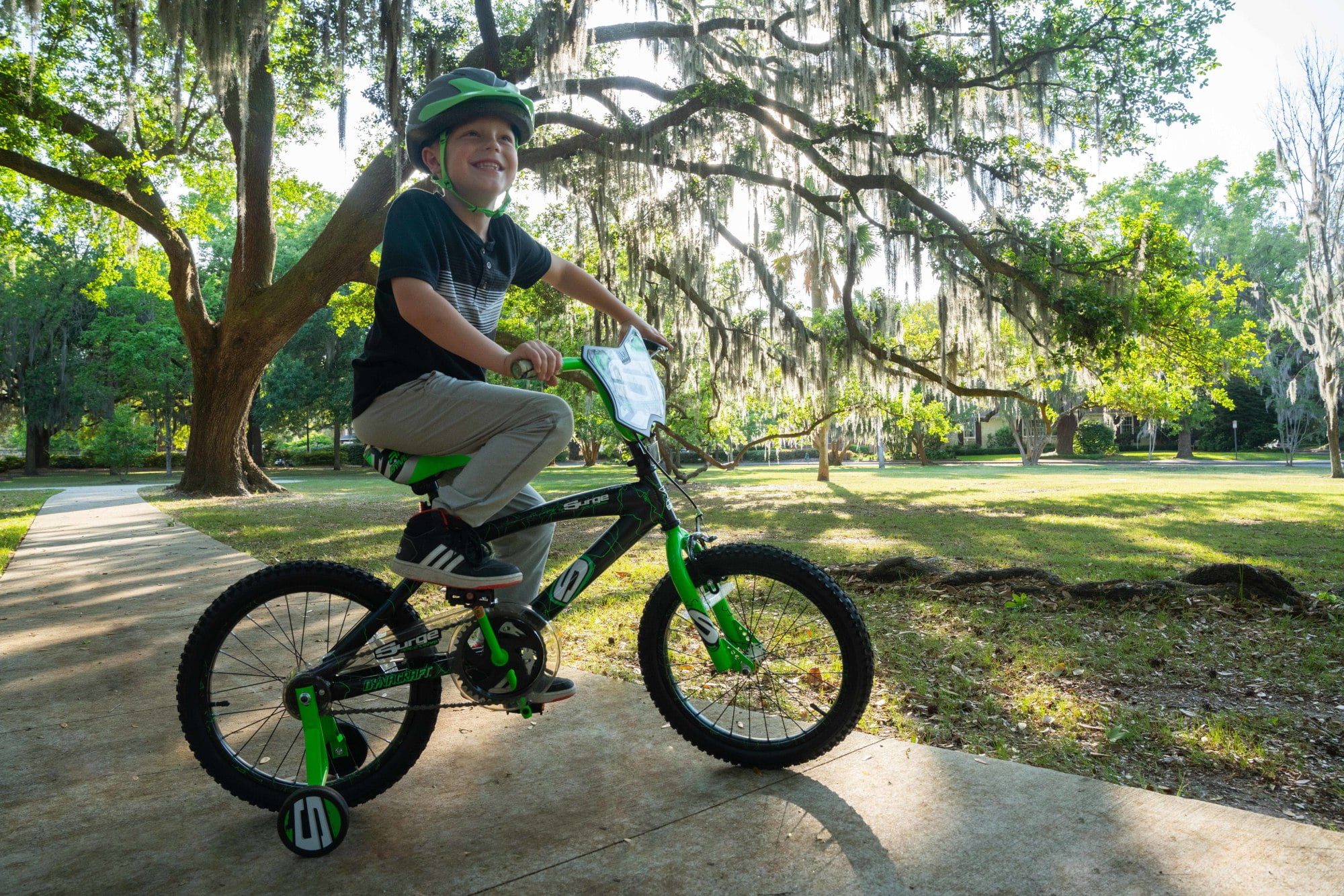 Dynacraft 18-inch Boys BMX Bike For Children Age 6-9 years - Womvr