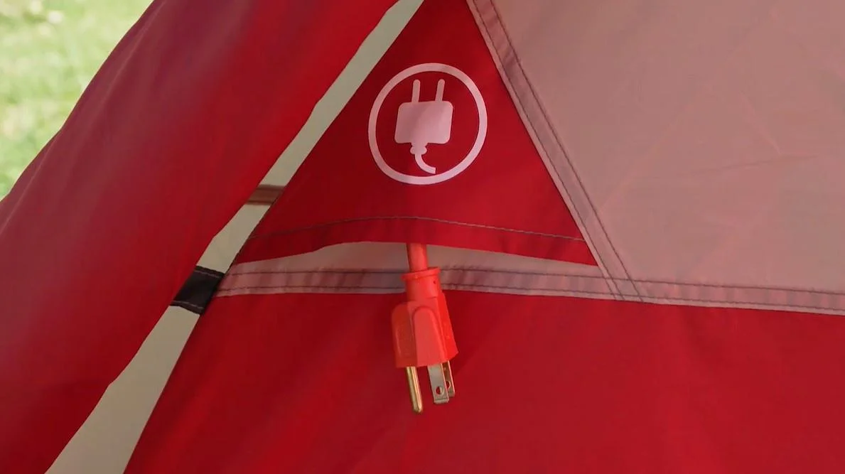 Ozark Trail 6 Person Dome Tent with Sitting Area - 15 ft. x 11 ft. - Carry Weight - 21.38 lbs. - Womvr