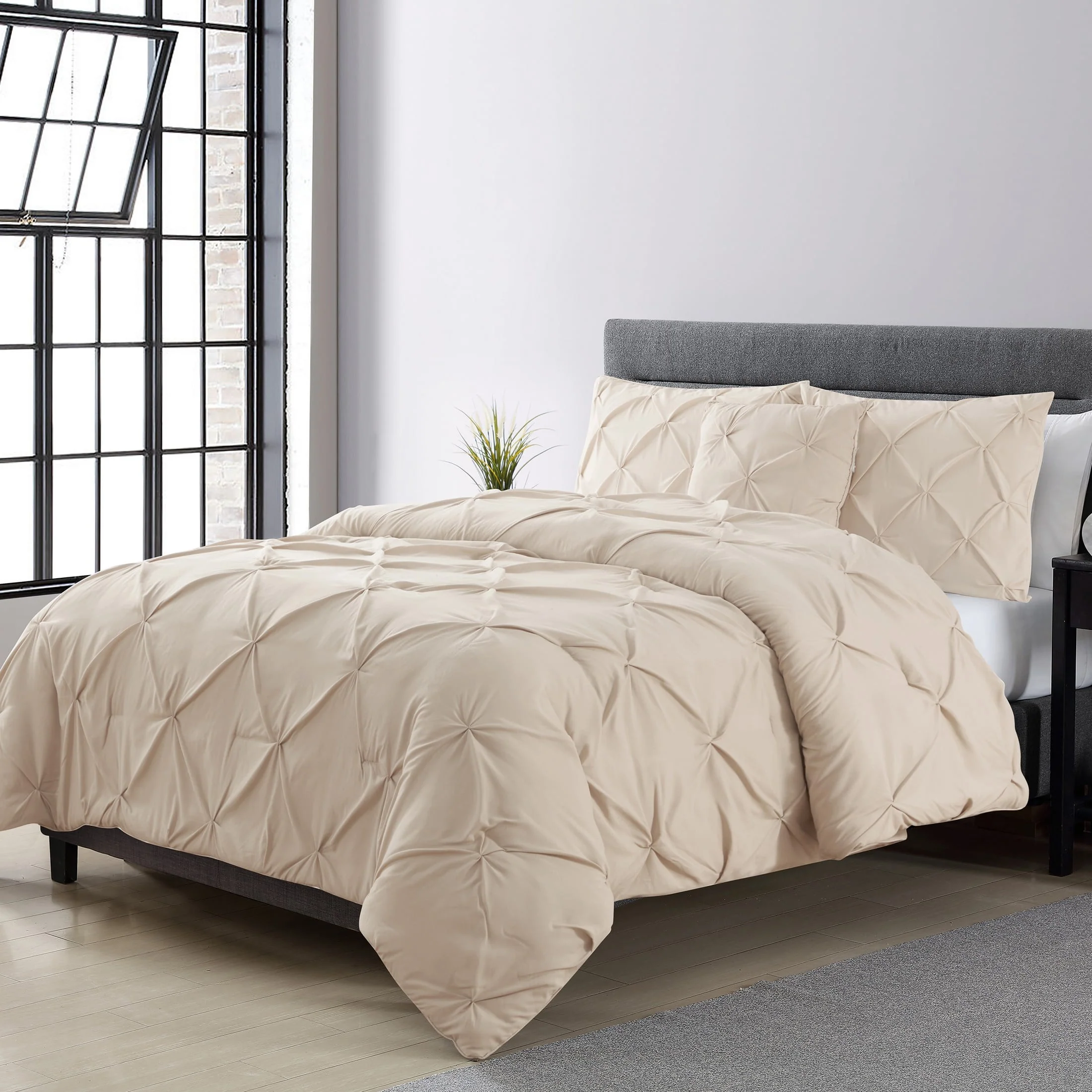 VCNY Home Carmen 4-Piece Navy Solid Pintuck Comforter Set, Queen - Womvr