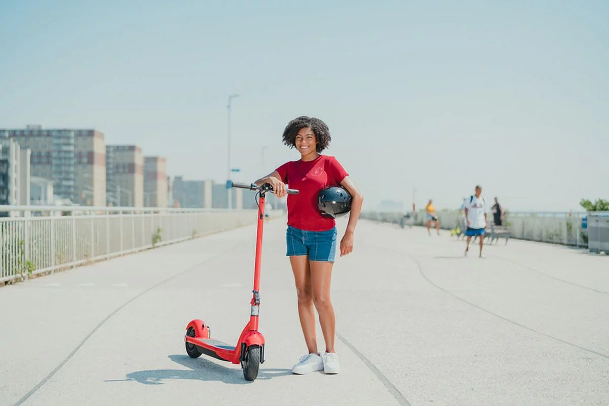Hover-1 Alpha Electric Scooter, 18 mph Speed, 264 lb Max Weight, Black, UL 2272 Certified - Womvr