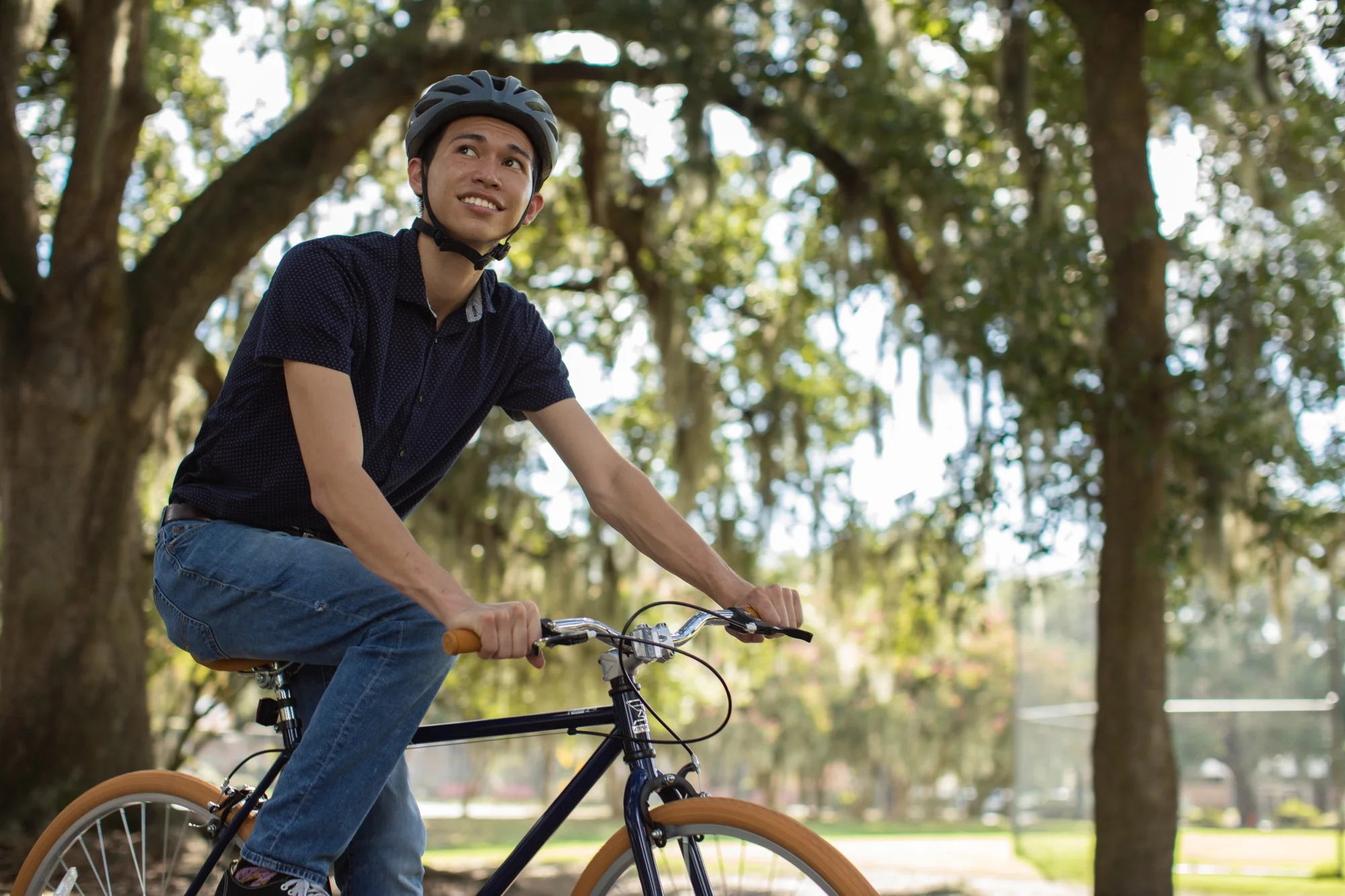 Dynacraft Dynacraft 700-Inch Mens Hybrid Bike For Age 12-99 Years - Womvr