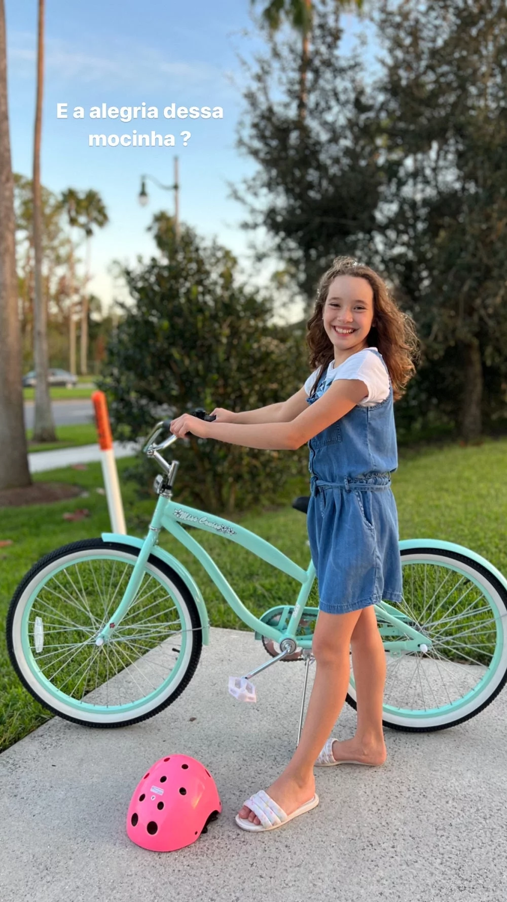 JOYSTAR 20 24 26 Inch Beach Cruiser Bike for Kids, Youth, Men and Women - Womvr