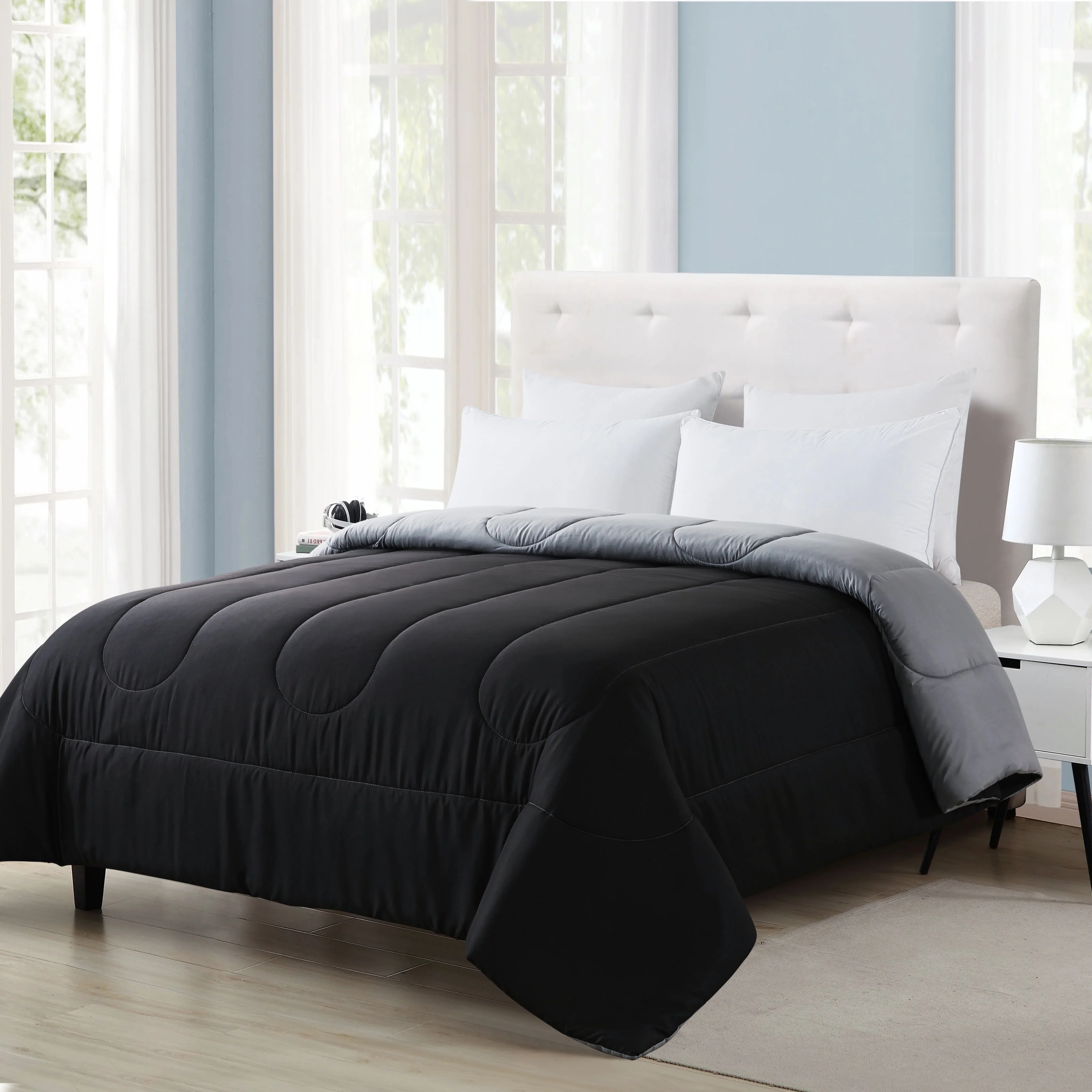 Mainstays Reversible Microfiber Comforter, Navy, Twin/Twin XL, Adult, Unisex - Womvr