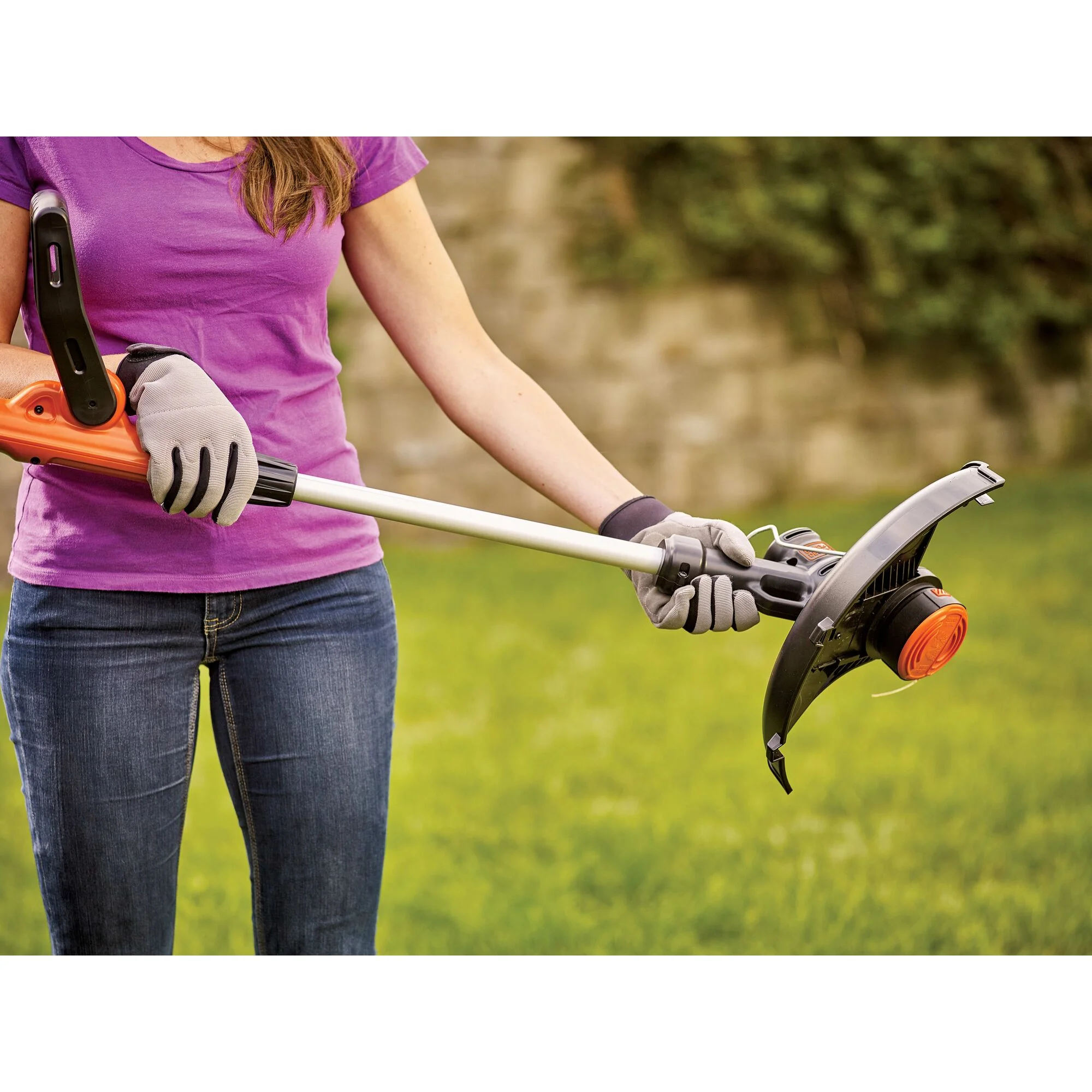 BLACK+DECKER 40V MAX* Lithium String Trimmer, (LST140C) - Womvr