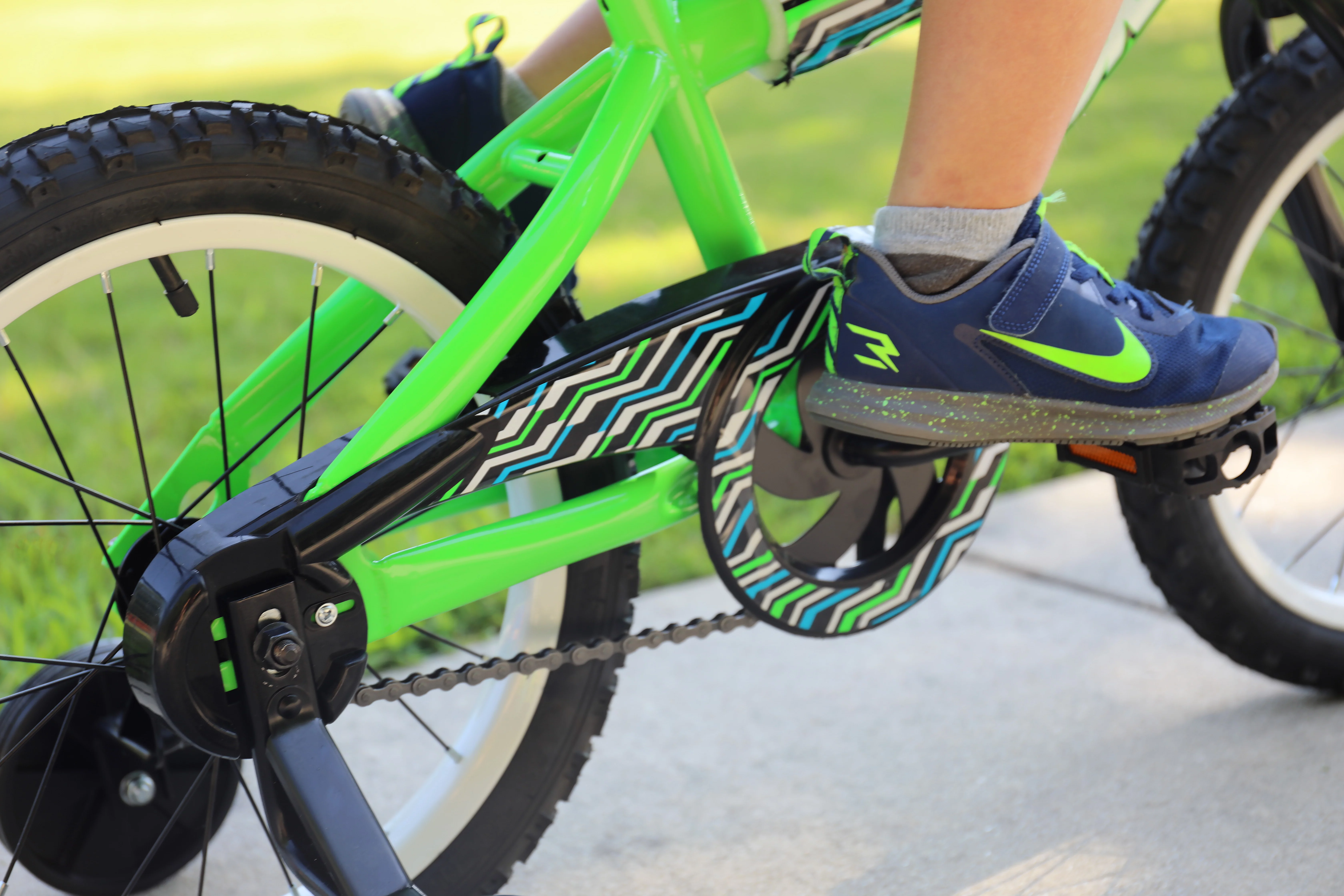 Dynacraft Magna 16-Inch BMX Bike For Age 5-7 Years - Womvr