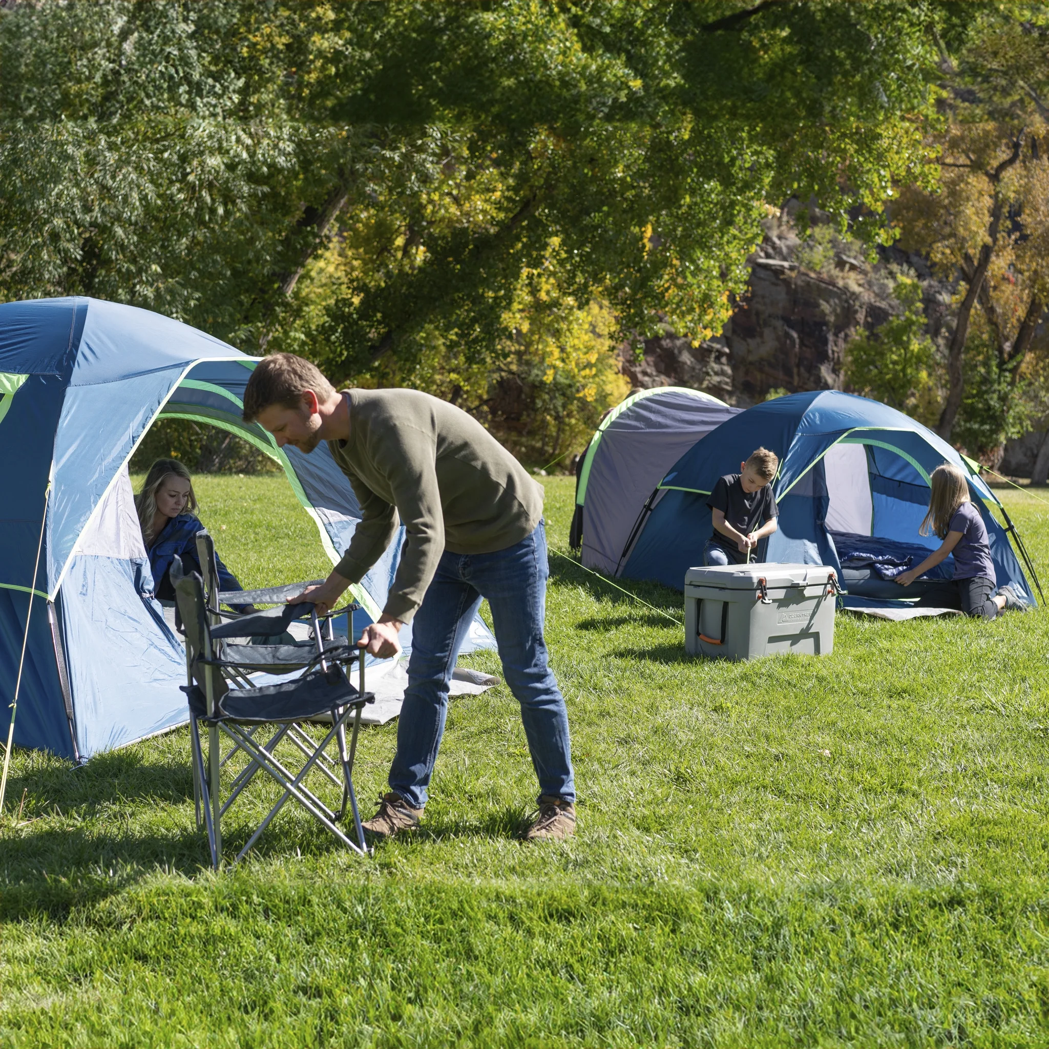 Ozark Trail 8 Person Dual Dome Tent - 17ft. x 9ft. - 21.89 lbs. - Womvr