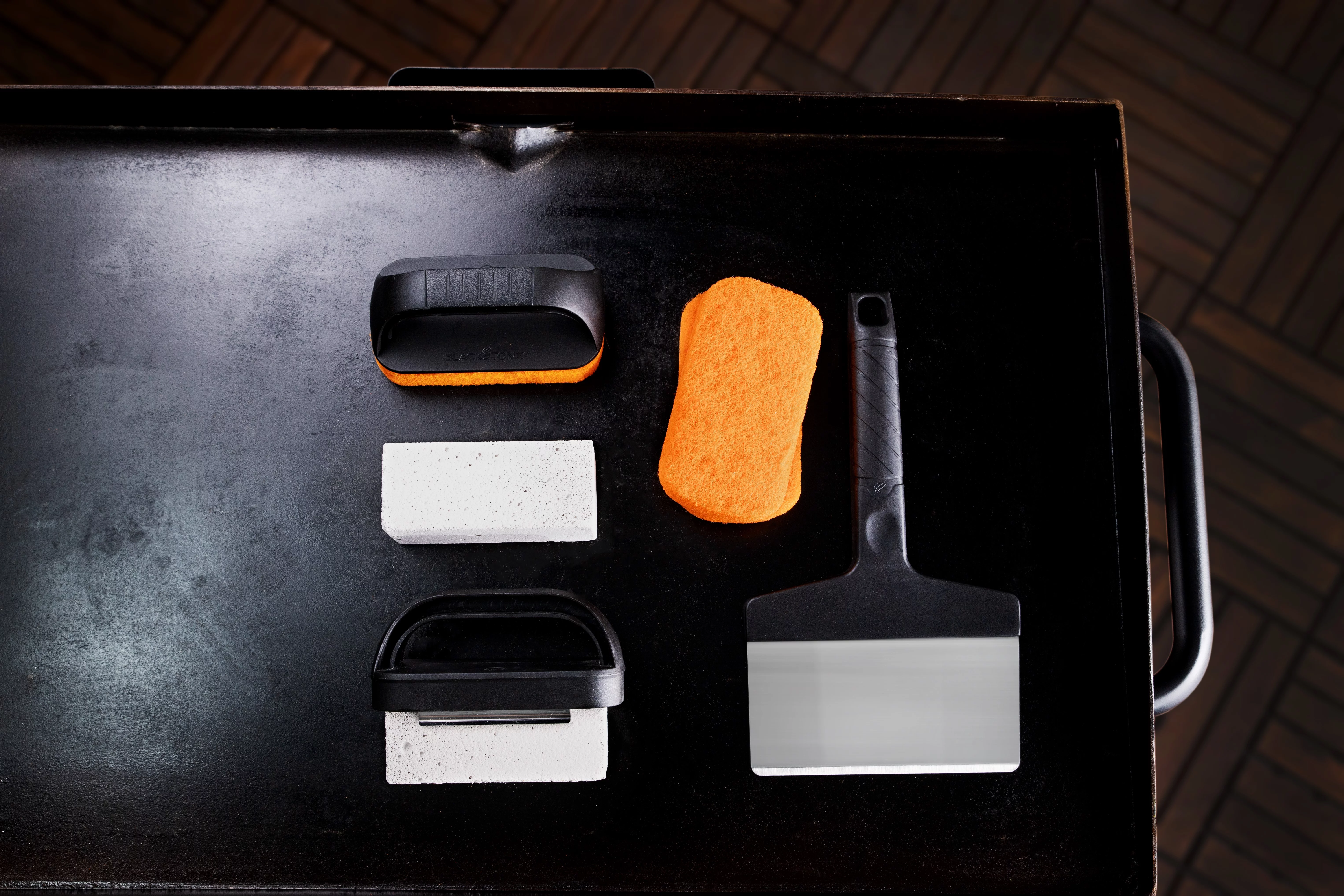 Blackstone Professional Griddle Cleaning Kit, 8-Piece - Womvr