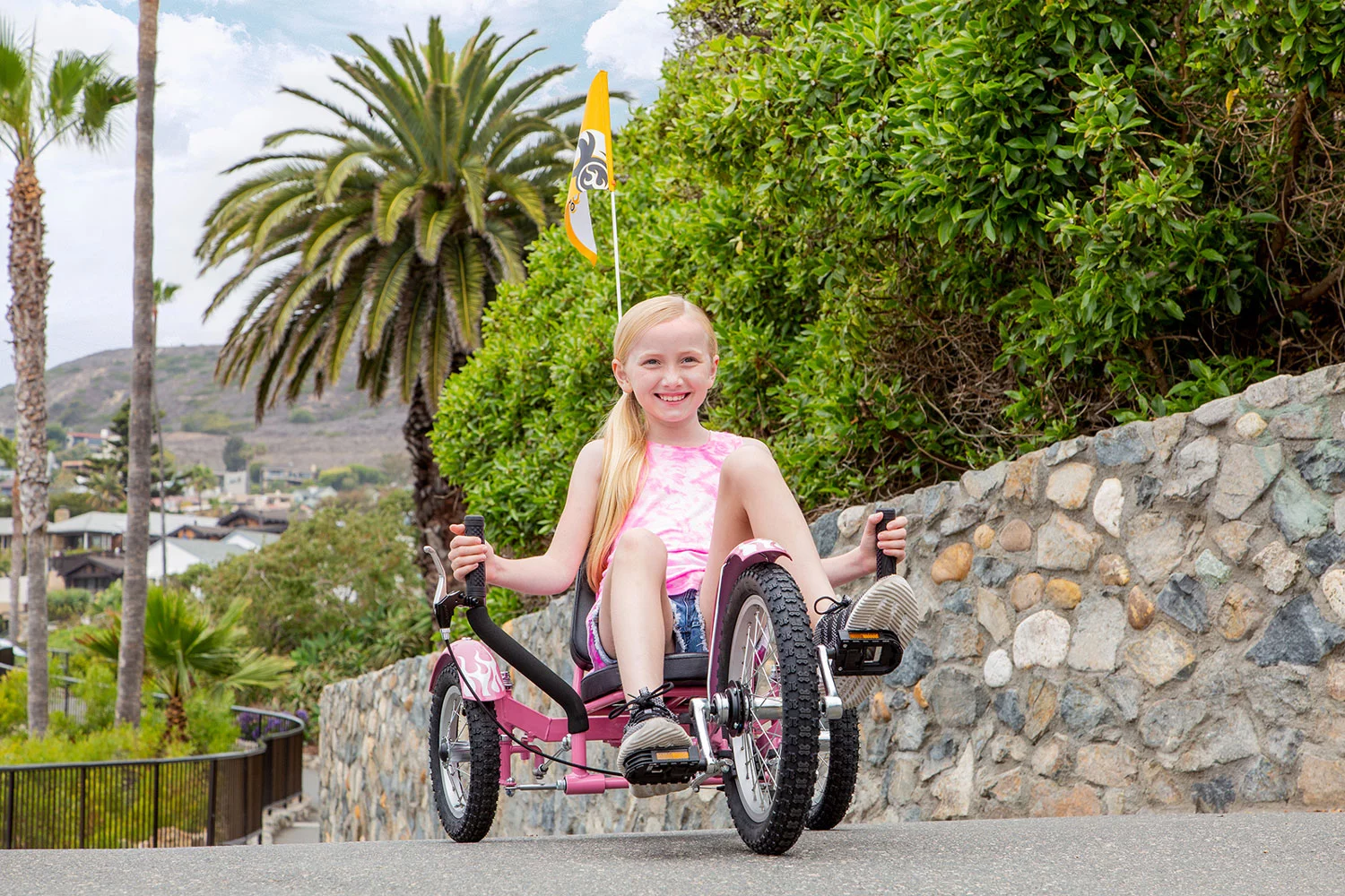 Mobo Triton: The Ultimate 3-Wheeled Cruiser, Youth - Pink - Womvr