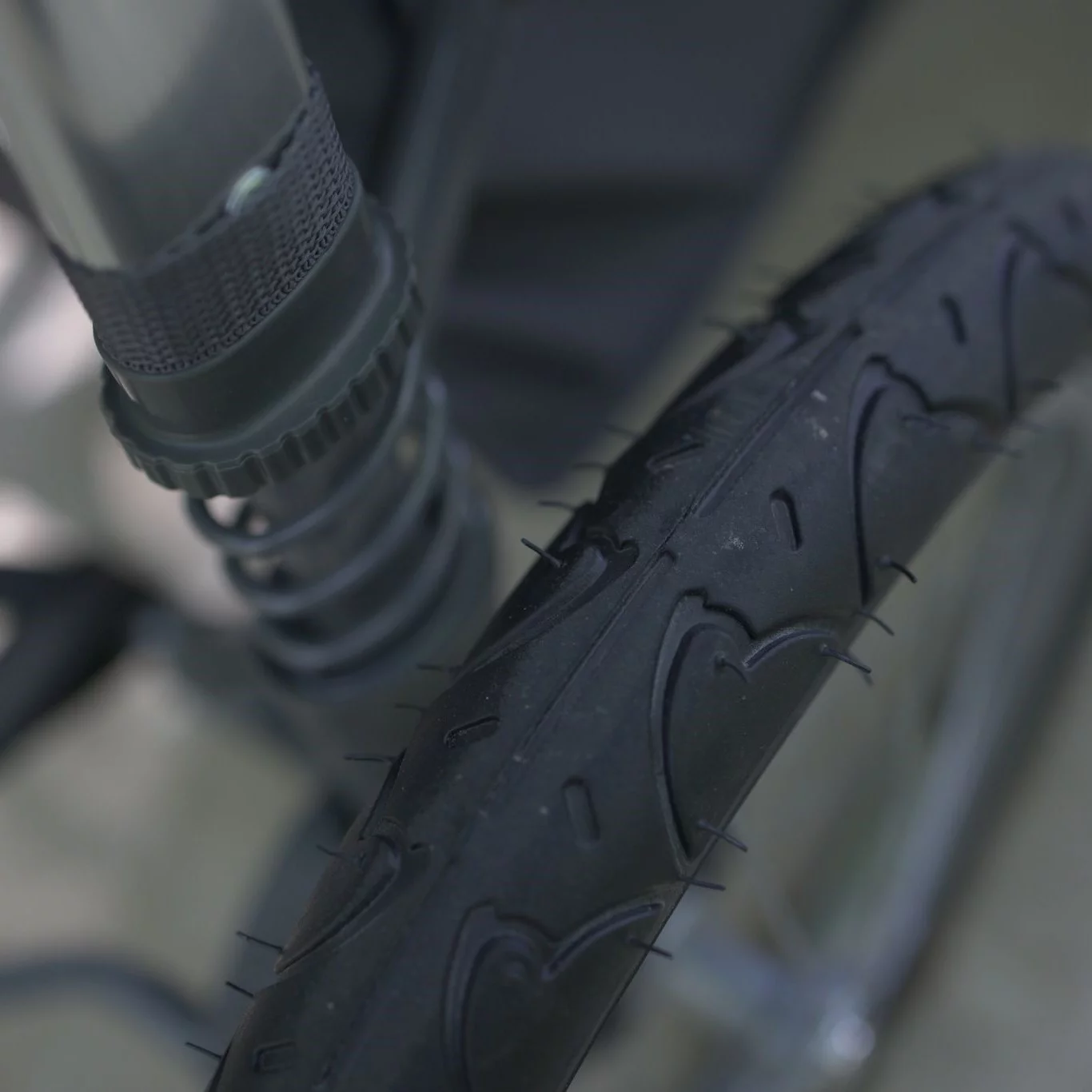 Monbebe Rebel Jogging Stroller - Womvr