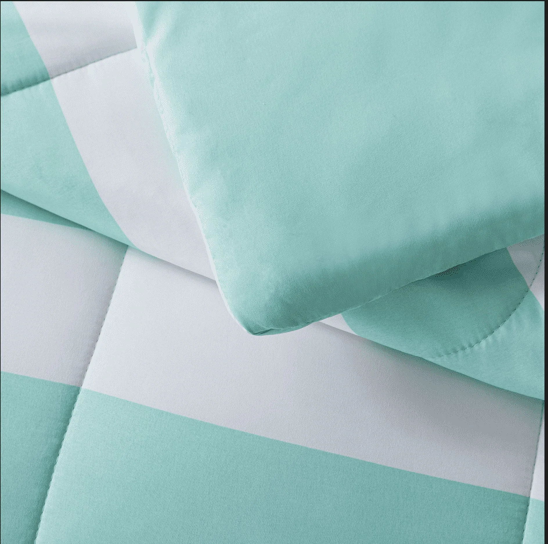 Mainstays Reversible Microfiber Comforter, Navy, Twin/Twin XL, Adult, Unisex - Womvr