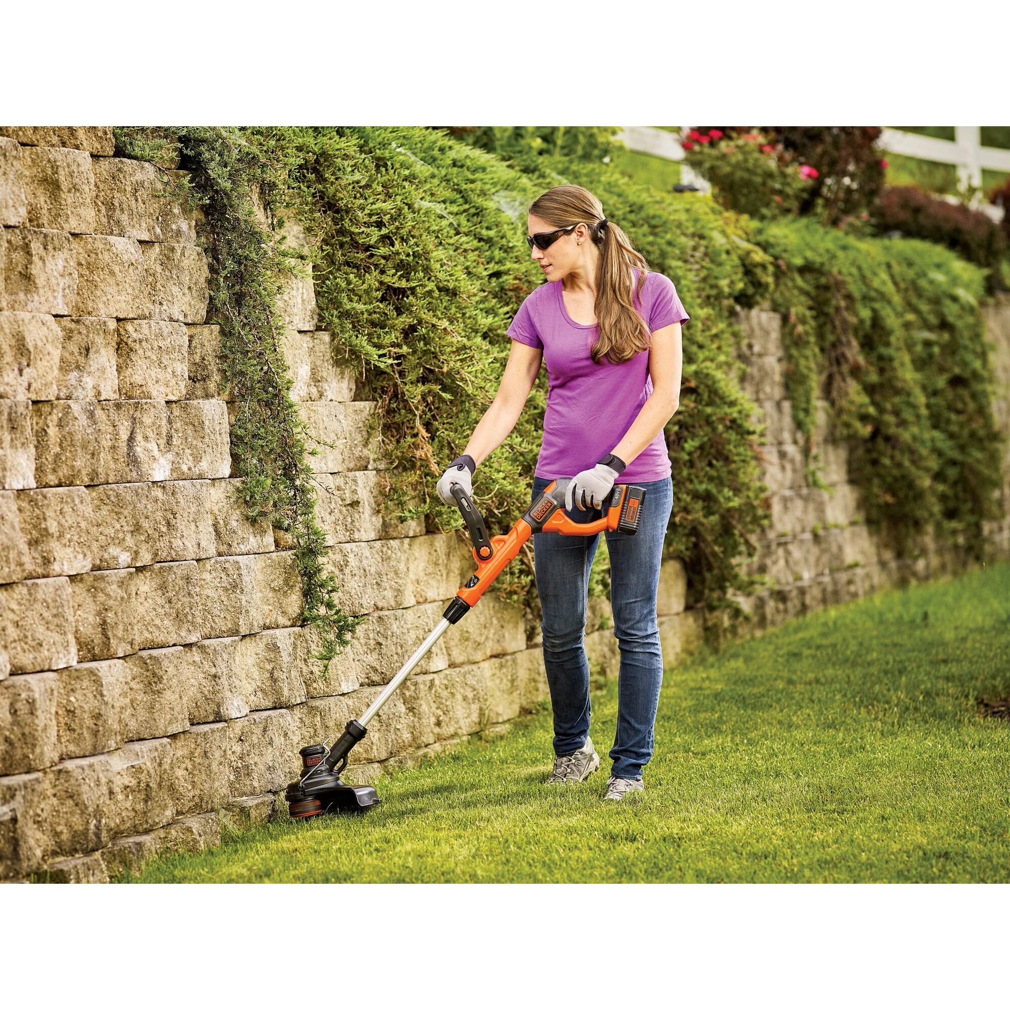 BLACK+DECKER 40V MAX* Lithium String Trimmer, (LST140C) - Womvr