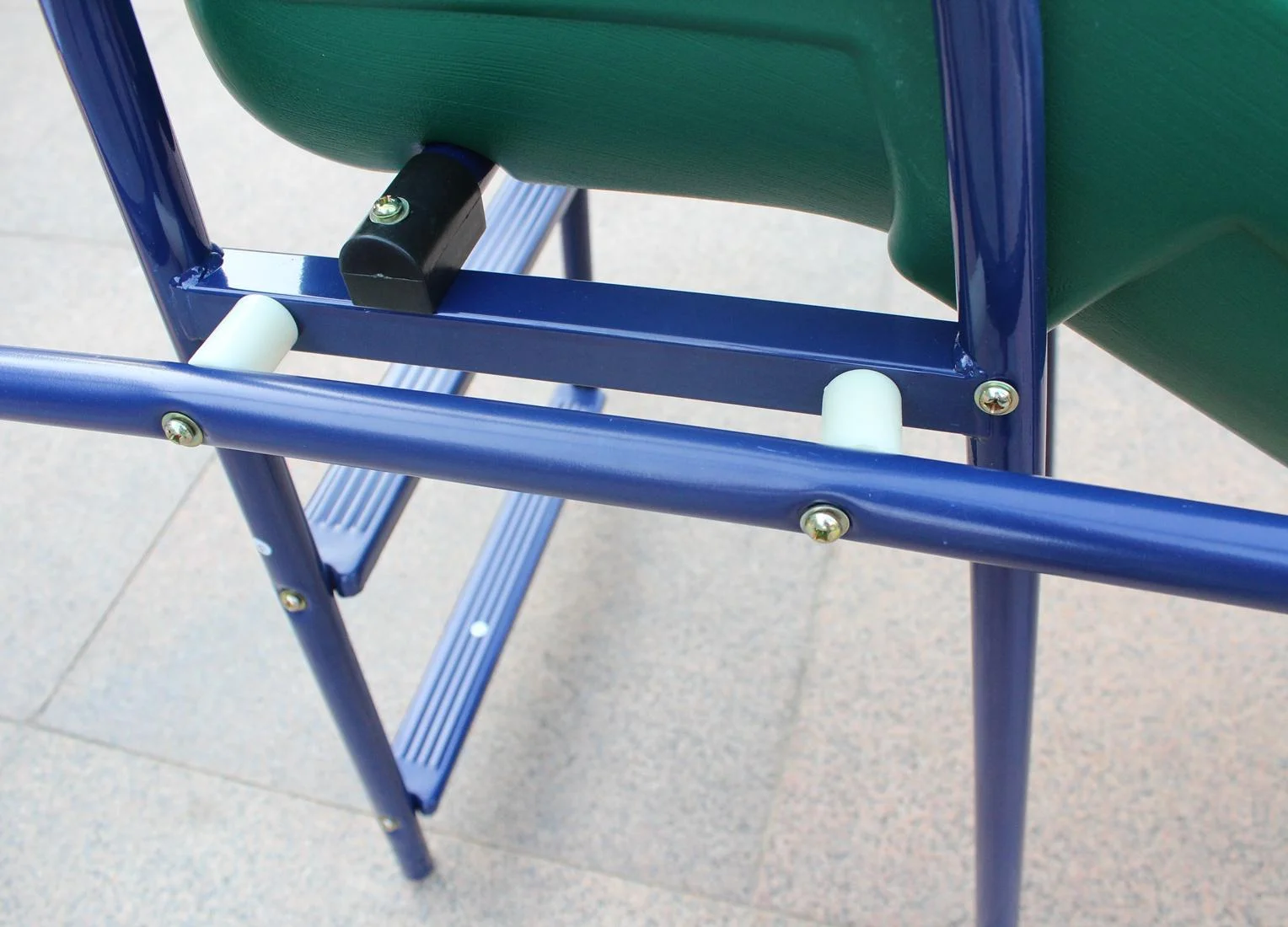 5 in 1 Metal Swing Set for Outside, Kids Backyard Swing Set with Swing Chair, Slide, Glider, Ground Nail, Outdoor Backyard Playground Swing Sets for 3-8 Year, Max Weight 700 lbs - Womvr