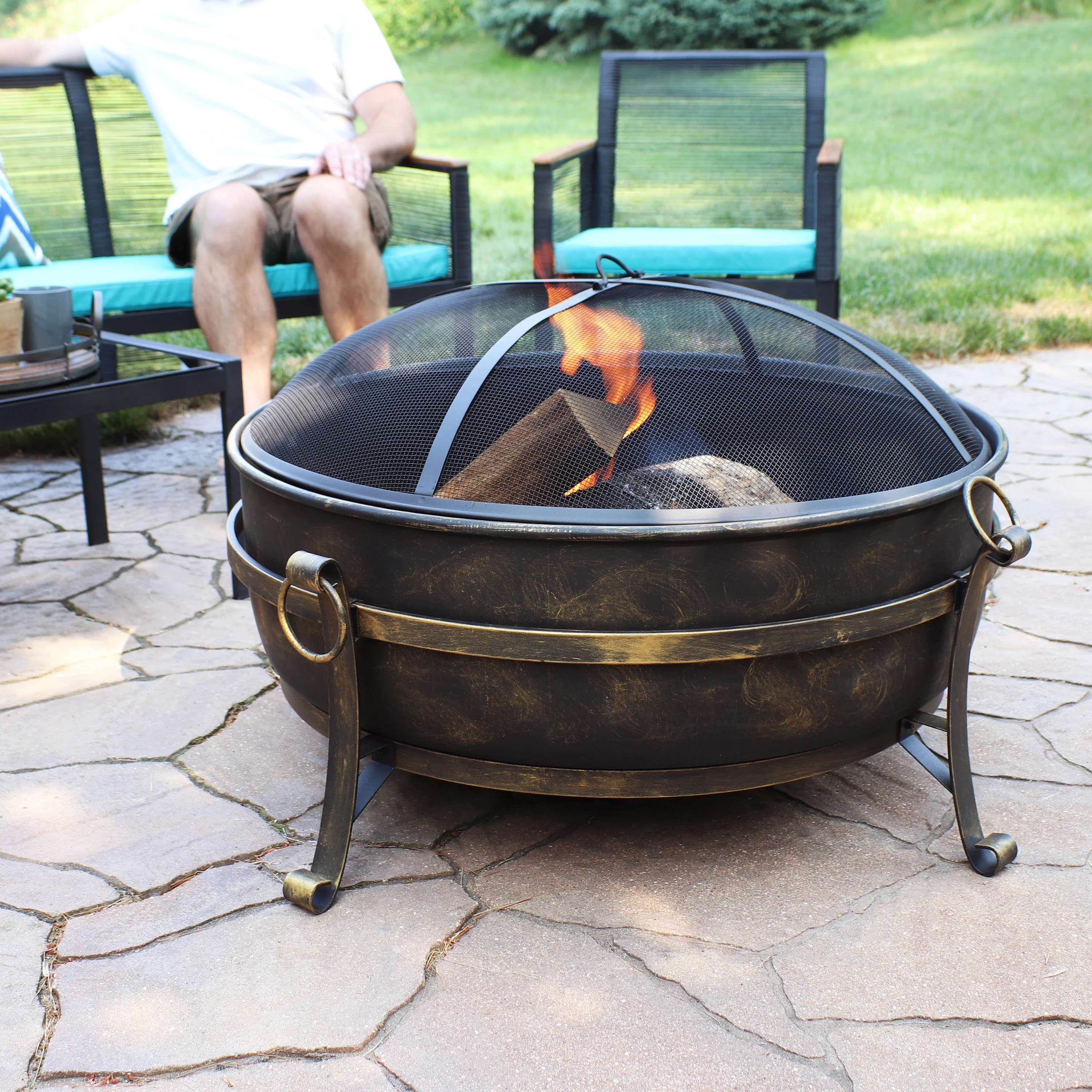Sunnydaze Large Outdoor Cauldron Fire Pit with Spark Screen - 24
