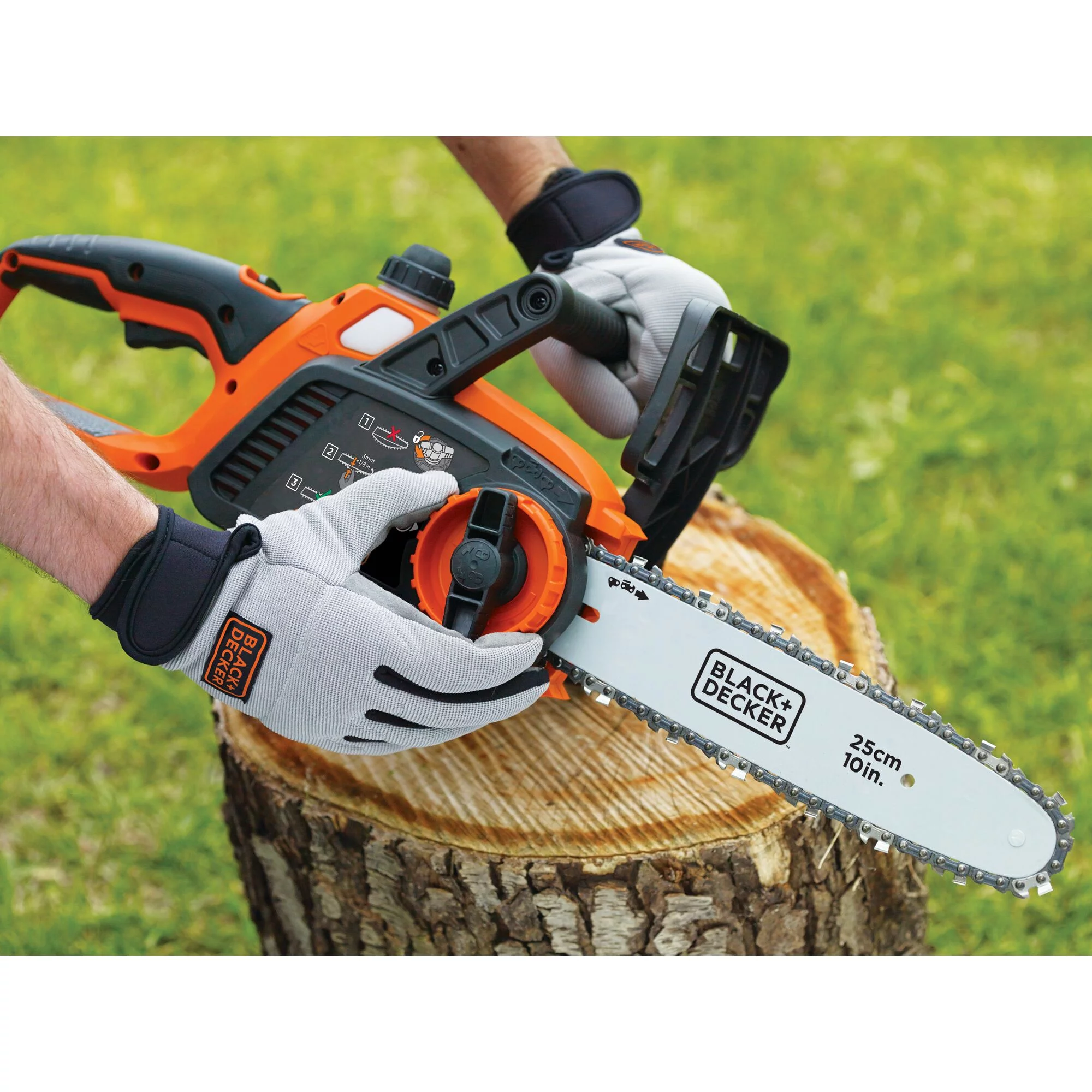 BLACK+DECKER LCS1020 20V MAX Lithium 10 in. Chainsaw - Womvr