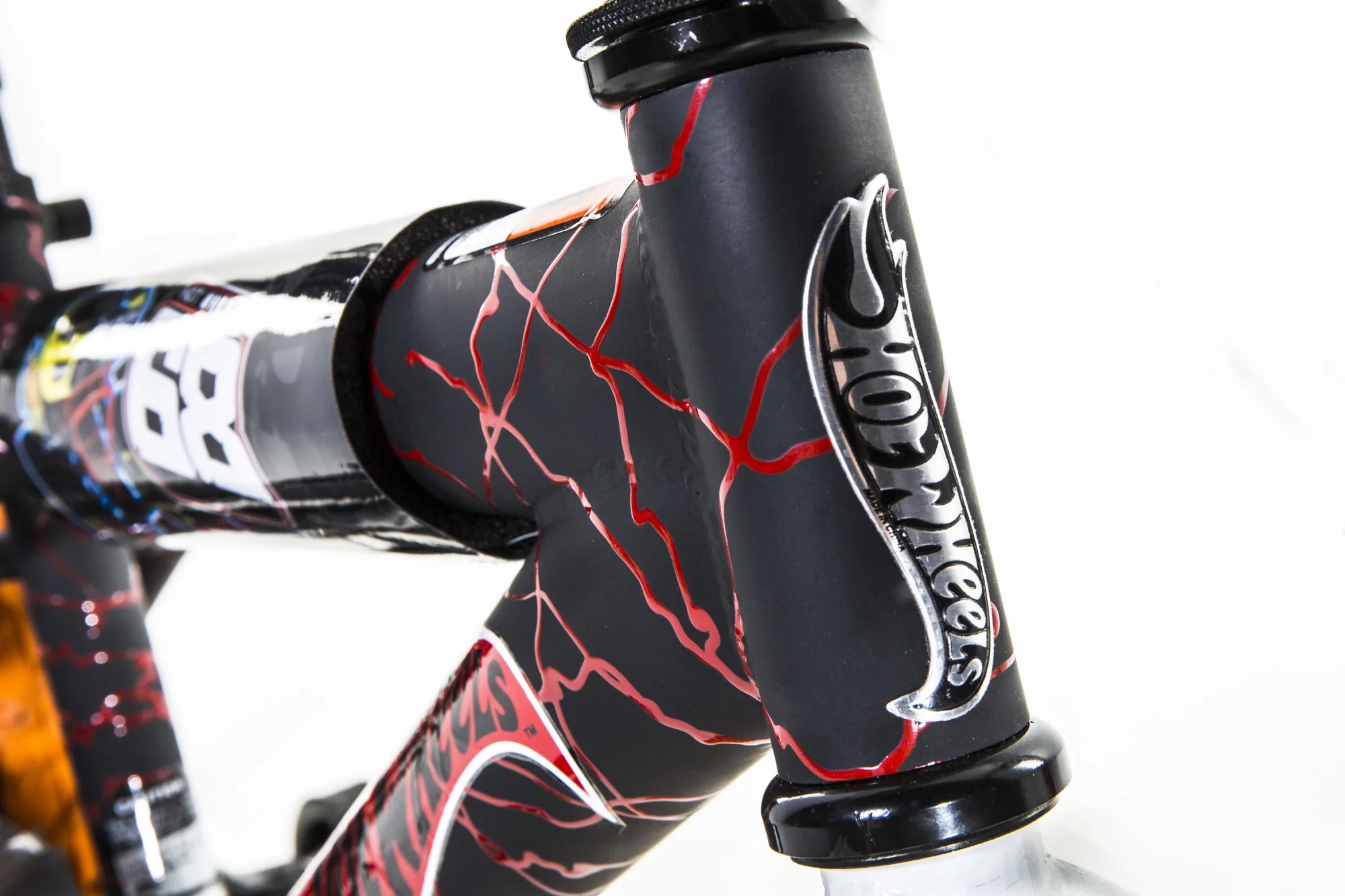 Dynacraft Hot Wheels 16-Inch BMX Bike For Age 5-7 Years - Womvr