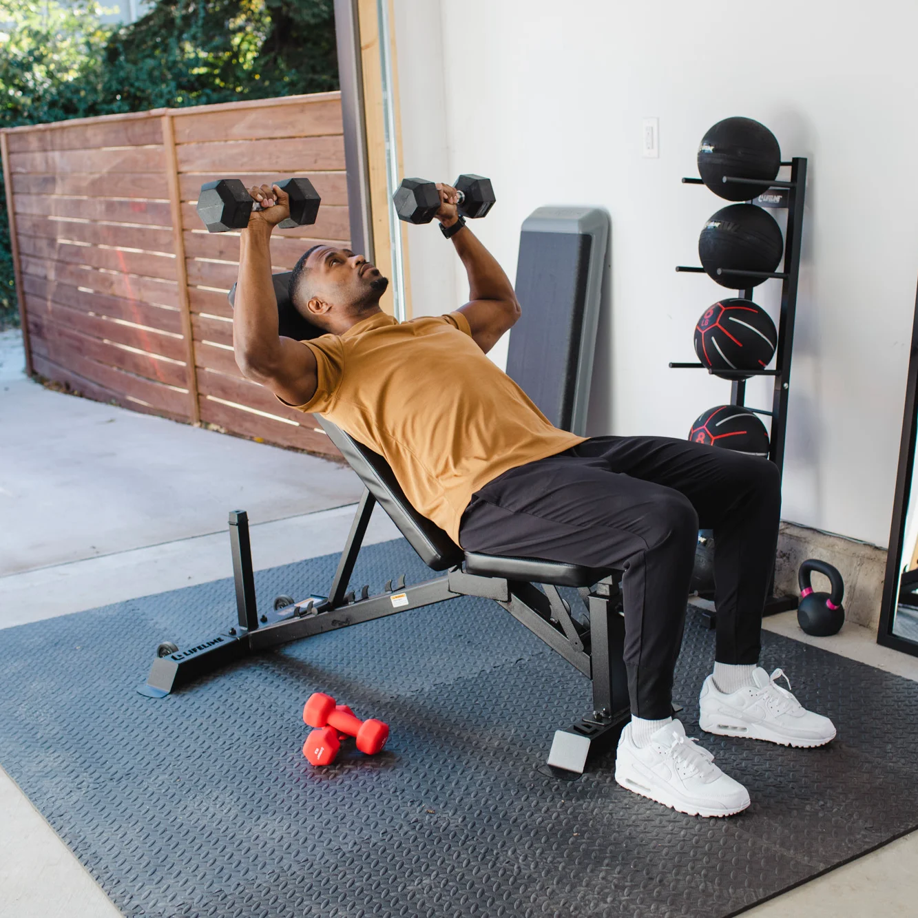 Lifeline Fitness Premium Rubber Hex Dumbbell, Single, 40 lbs - Womvr