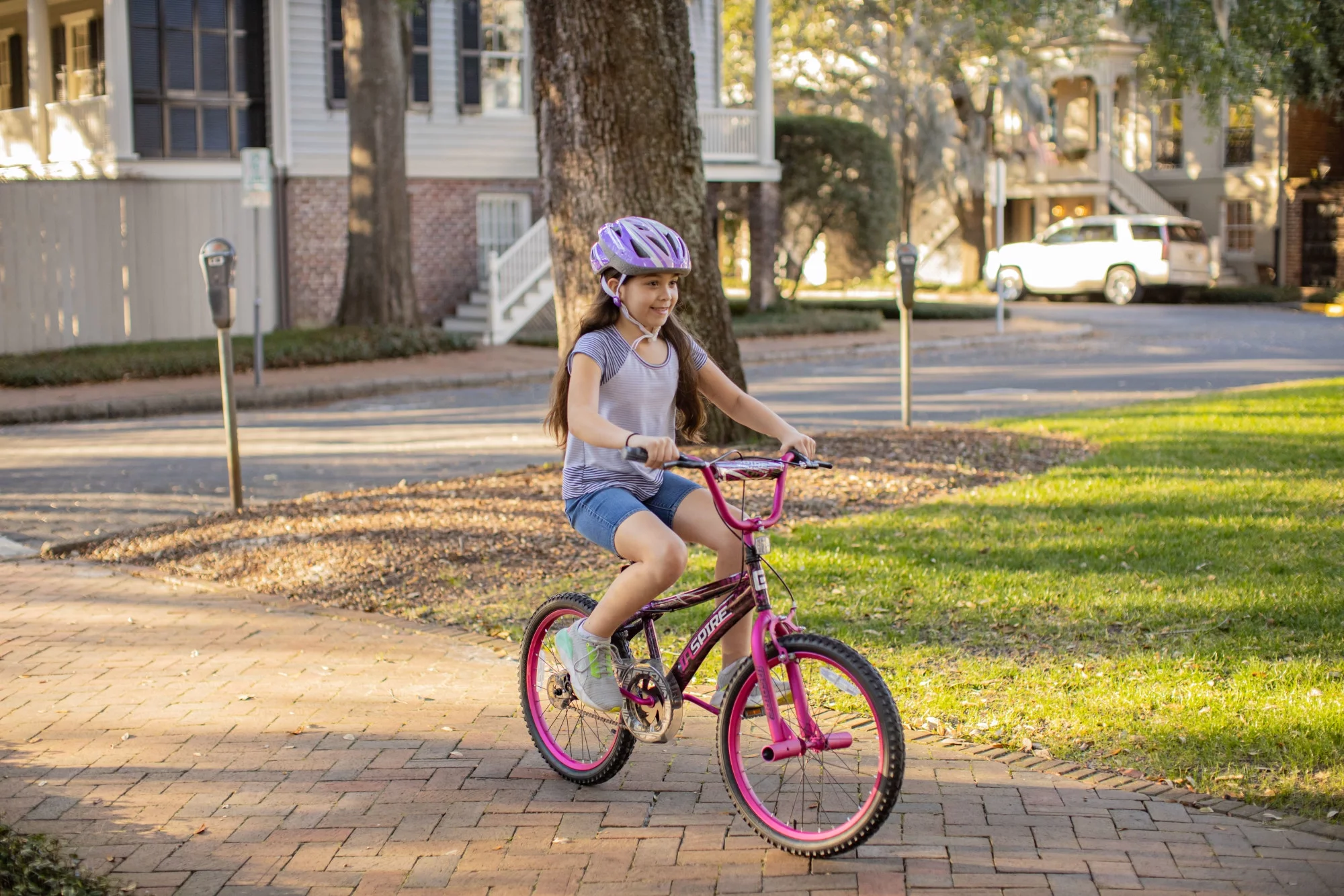 Dynacraft Genesis 20-Inch Girls BMX Bike For Age 7-14 Years - Womvr